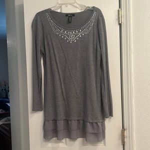 Long sleeve grey women’s top, size large